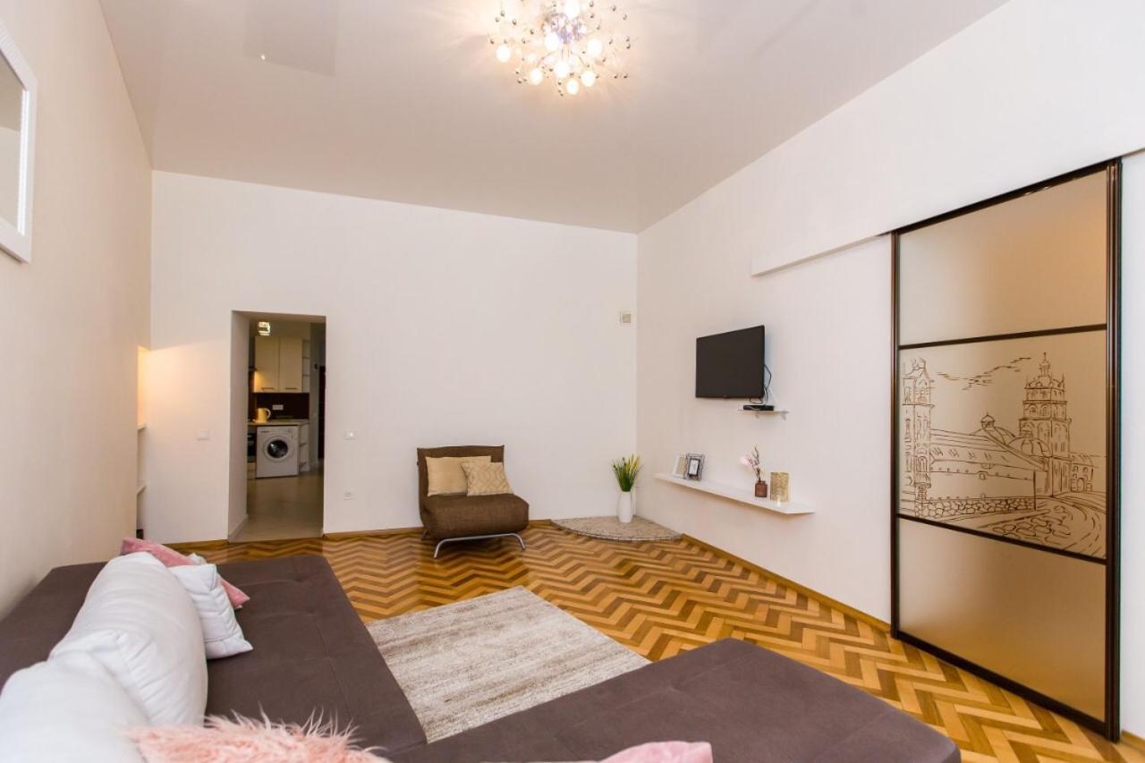 Miamo Apart Гнатюка 18 ลวีฟ ภายนอก รูปภาพ